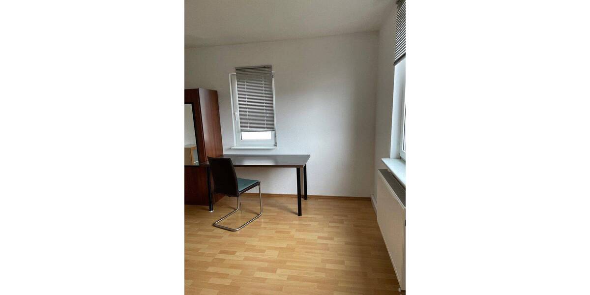 Doppelhaushälfte Villingen-Schwenningen Schwenningen - 8 Zimmer, 180 m&sup2;, 375.000&euro; | Angebot:26877563