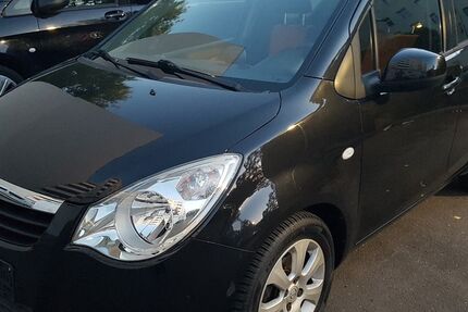 Opel Agila 134.995 km 2.950 € Berlin 10553