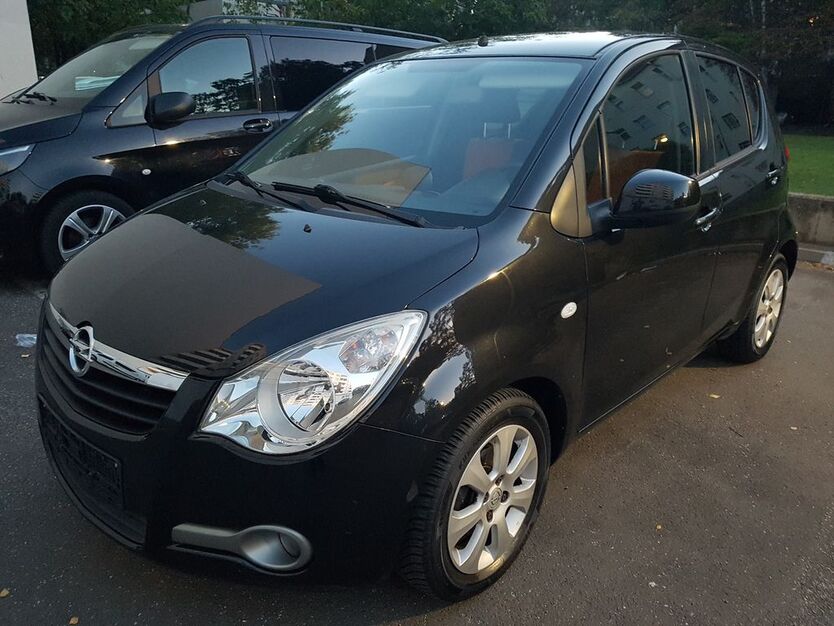 Opel Agila 134.995 km 2.950 € Berlin 10553