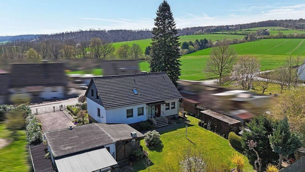 Einfamilienhaus Emmerthal Groß Berkel - 9 Zimmer, 192 m&sup2;, 300.000&euro; | Angebot:26176304