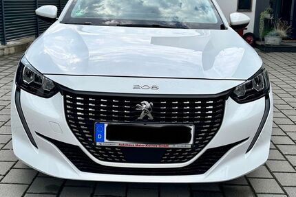 Peugeot 208 64.050 km 13.300 € Müllheim 79379