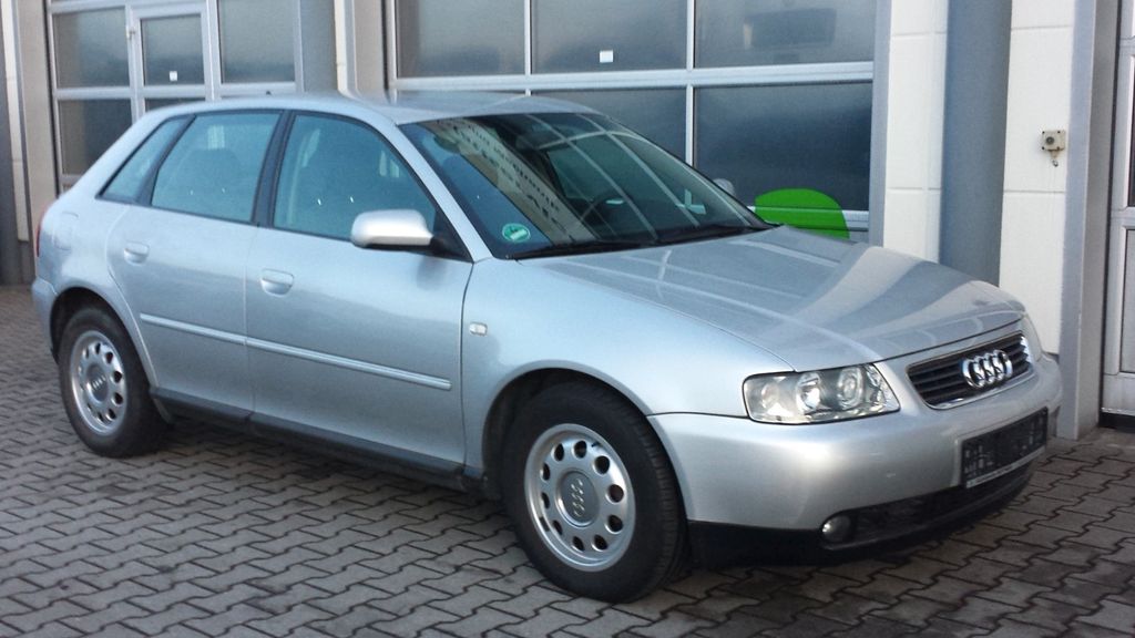 Audi A3 138.600 km 2.985 € Chemnitz OT Wittgensdorf 09228