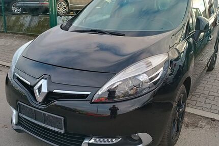 Renault Scenic 179.000 km 5.999 € Berlin 13597