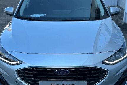 Ford Focus 2.500 km 28.990 &euro; Sondershausen 99706