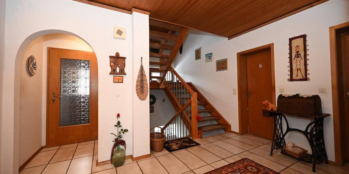 Mehrfamilienhaus, Wohnhaus Deining - 6 Zimmer, 181 m&sup2;, 460.000&euro; | Angebot:26435207