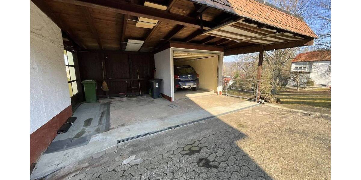 Einfamilienhaus Sontra - 7 Zimmer, 147 m&sup2;, 110.000&euro; | Angebot:26257461