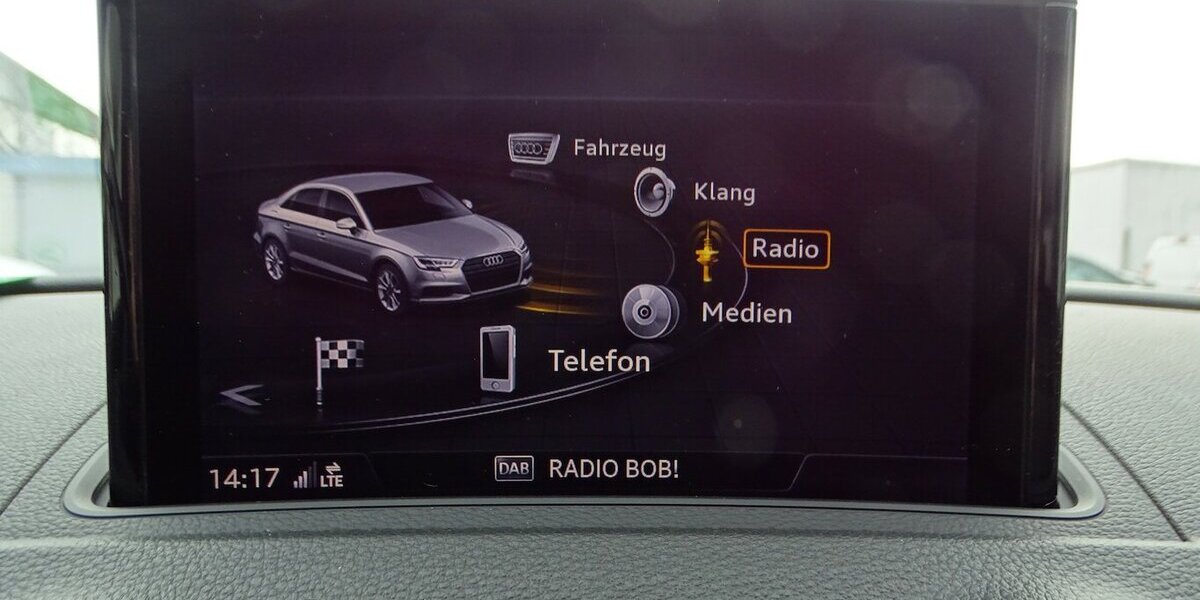 Audi A3 35 2,0l TDI S-Line Paket, Navi, Klimaauto., PDC 123.848 km 15.490 &euro; Rodgau 63110