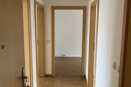 Wohnung Querfurt - 3 Zimmer, 60 m&sup2;, 385&euro; | Angebot:26869129