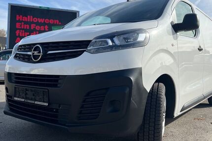 Opel Vivaro 165.324 km 9.999 € München 81245