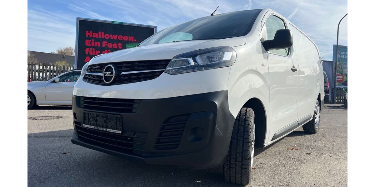 Opel Vivaro 165.324 km 9.999 € München 81245
