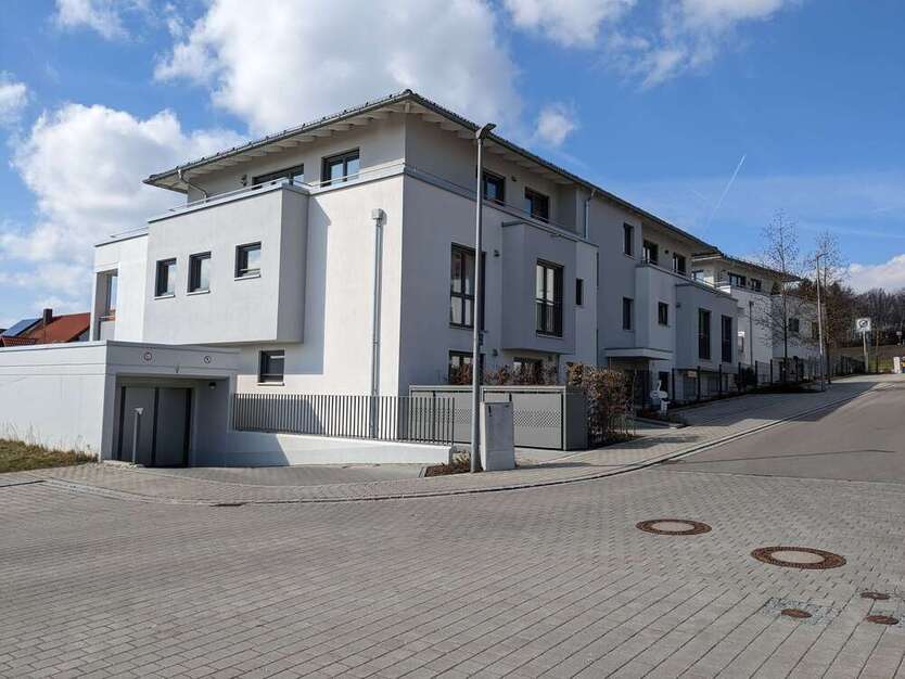 Wohnung zum Mieten in Schweitenkirchen 1.400 € 98.81 m²
