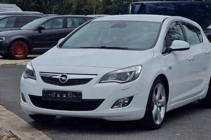Opel Astra 99.000 km 6.490 € Oberasbach 90522