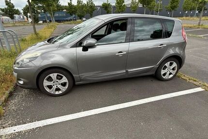 Renault Scenic 192.000 km 3.000 &euro; Hennef ( Sig ) 53773