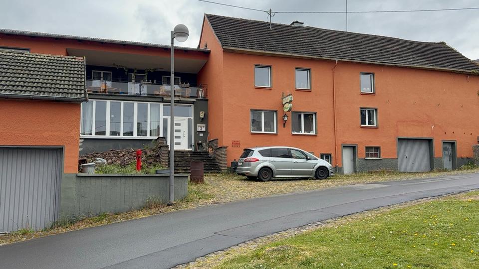 Einfamilienhaus Pelm - 8 Zimmer, 300 m&sup2;, 262.500&euro; | Angebot:26638814