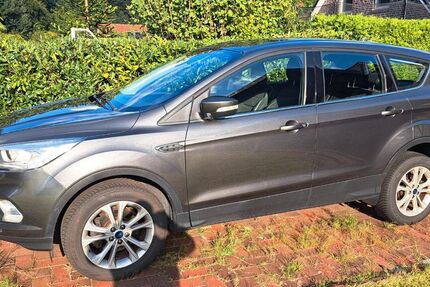 Ford Kuga 141.837 km 10.400 &euro; Grossefehn 26629