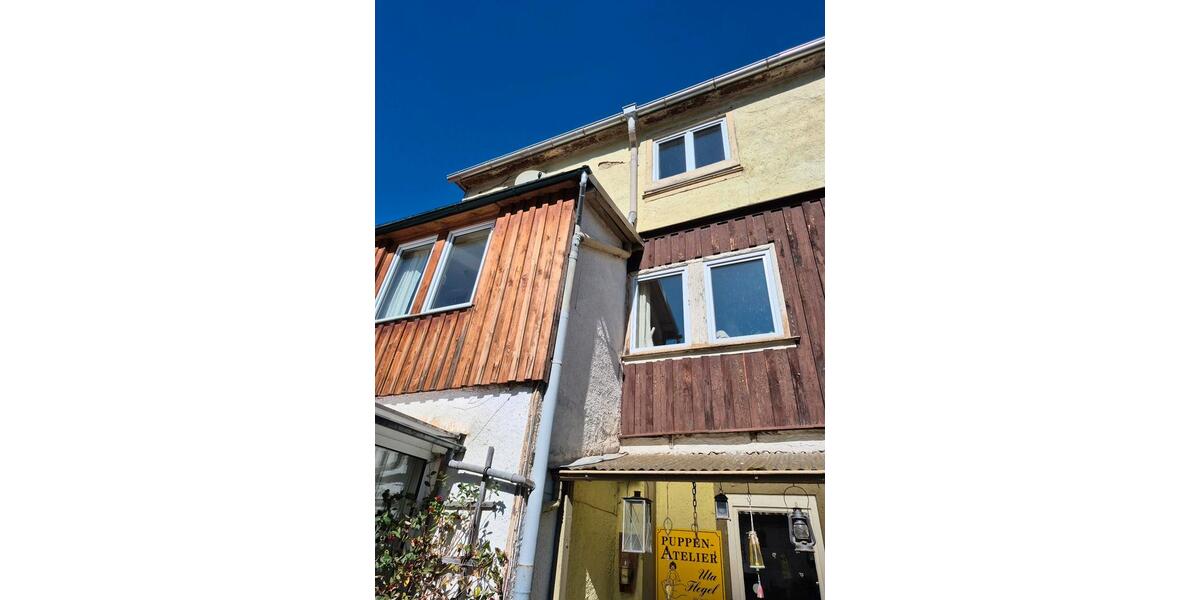Reihenhaus Waltershausen - 6 Zimmer, 160 m&sup2;, 79.000&euro; | Angebot:23174286