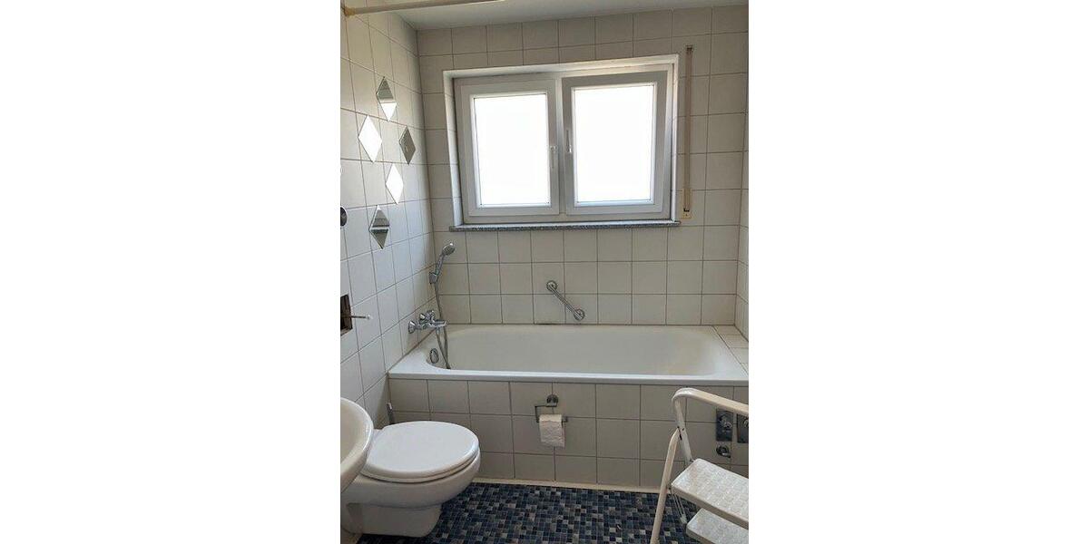 Etagenwohnung Metzingen - 2 Zimmer, 56 m&sup2;, 820&euro; | Angebot:26278593