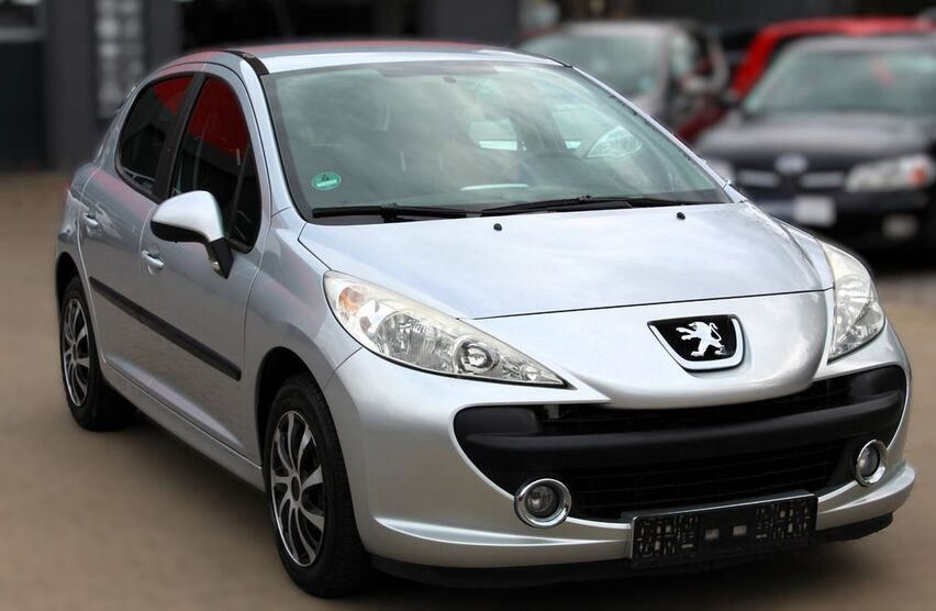 Peugeot 207 101.000 km 1.990 € Erfurt 99086