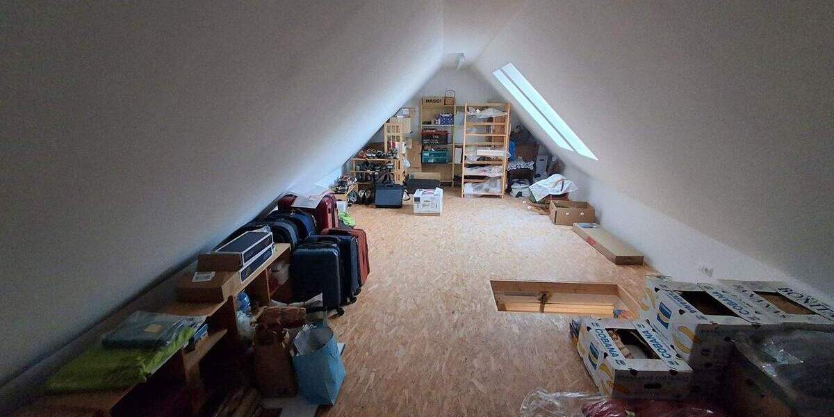 Einfamilienhaus Neuruppin - 5 Zimmer, 170 m&sup2;, 1.700&euro; | Angebot:25819994