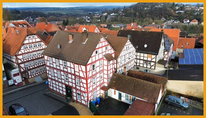 Mehrfamilienhaus, Wohnhaus Schwalmstadt Treysa - 7 Zimmer, 196 m&sup2;, 325.000&euro; | Angebot:26724153