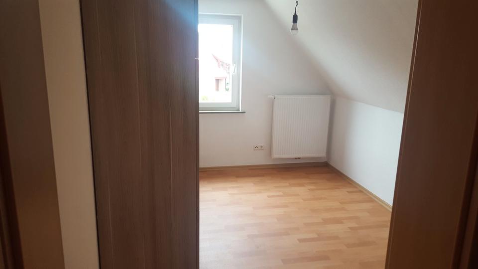 Dachgeschoßwohnung Westerholt - 2 Zimmer, 55 m&sup2;, 490&euro; | Angebot:26409053