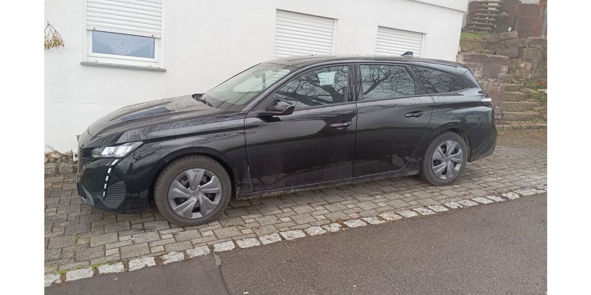Peugeot 308 21.000 km 22.500 &euro; MÜNSINGEN 72525