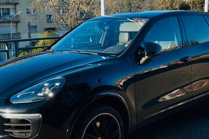 Porsche Cayenne 130.000 km 35.950 &euro; Freiburg 79114