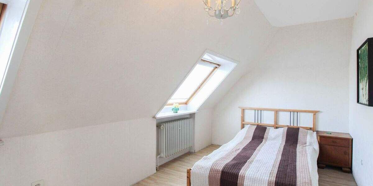 Einfamilienhaus Burg (Dithmarschen) - 6 Zimmer, 171 m&sup2;, 360.000&euro; | Angebot:25155985