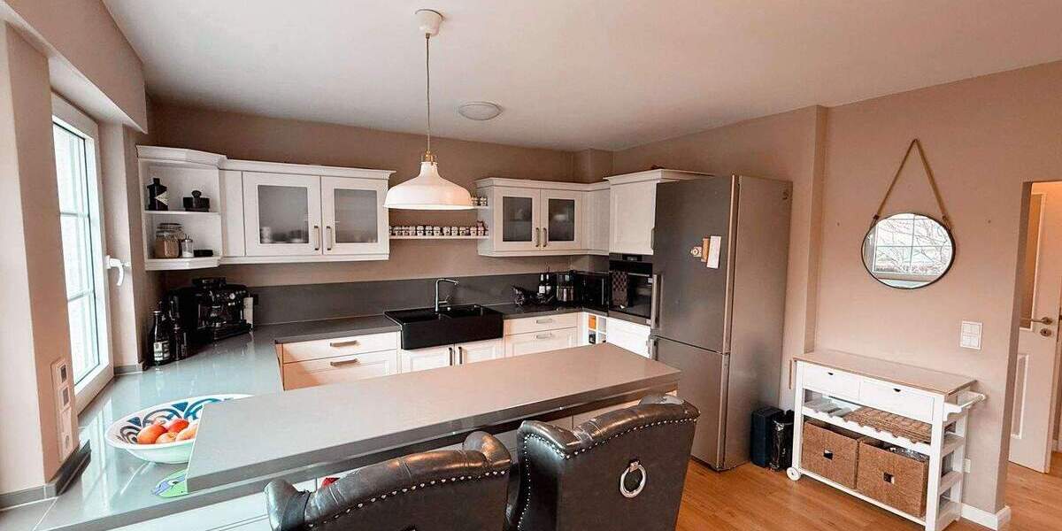 Modernisiertes Einfamilienhaus mit Garten & Pool in Koblenz-Lay 5 zimmer