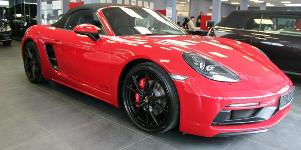 Porsche Boxster 718 GTS Sport-/AGA/Chrono/Design 73.299 km 61.480 € Euskirchen 53881