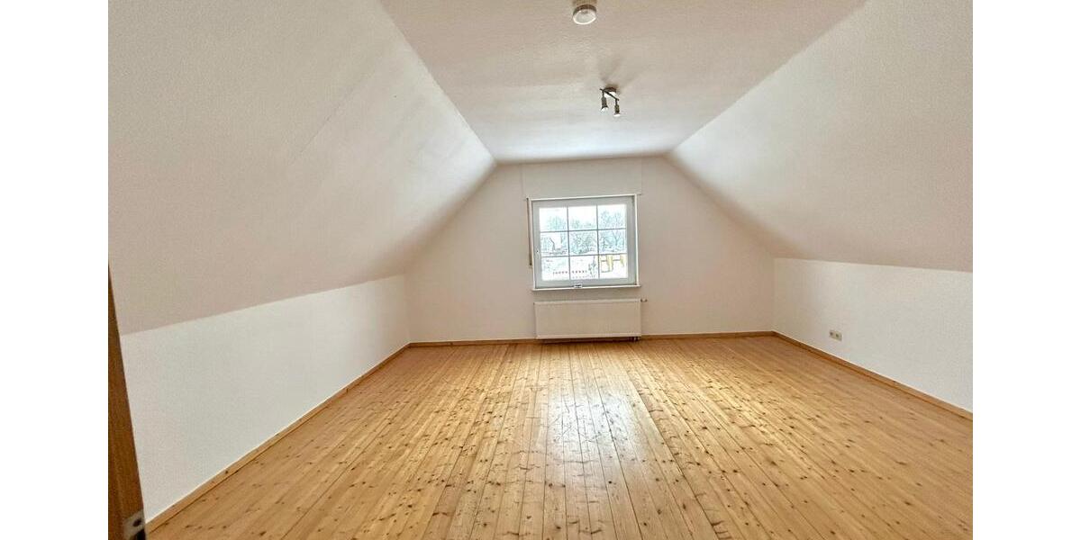 Einfamilienhaus Apen - 4 Zimmer, 115 m&sup2;, 1.190&euro; | Angebot:25546697