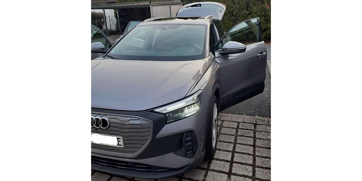 Audi Q4 e-tron 35.000 km 26.400 &euro; Memmelsdorf 96117