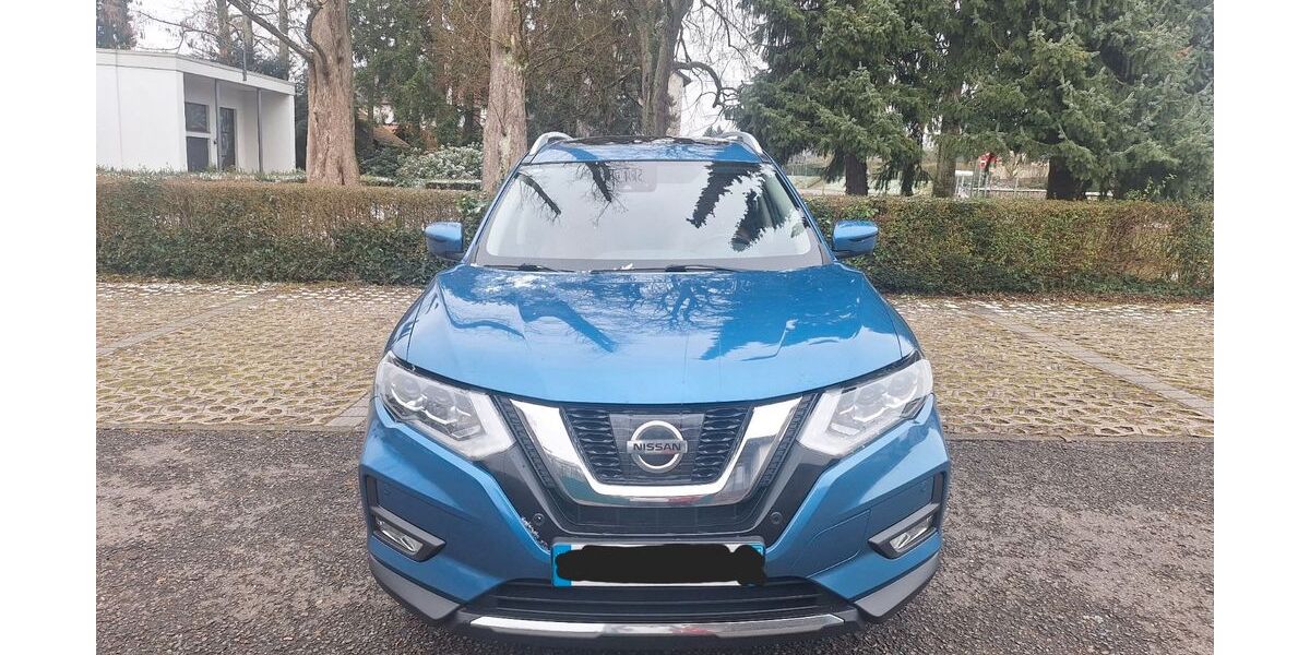 Nissan X-Trail 189.000 km 11.990 &euro; Mechern 66663