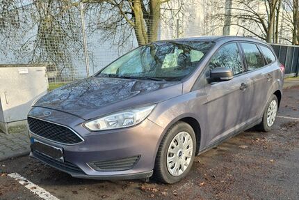 Ford Focus 87.000 km 4.700 &euro; Stadecken-Elsheim 55271