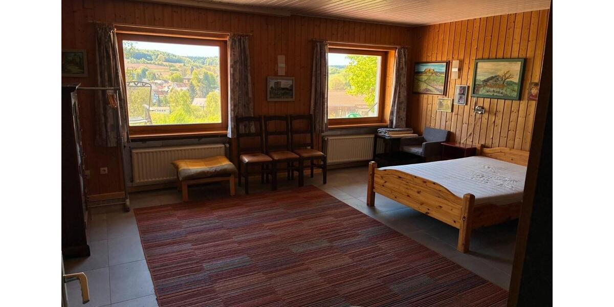 Einfamilienhaus Bad Hersfeld - 9 Zimmer, 180 m&sup2;, 299.000&euro; | Angebot:27081695