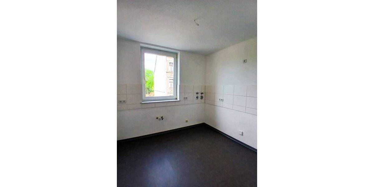 Etagenwohnung Leipzig Sellerhausen-Stünz - 3 Zimmer, 80 m&sup2;, 770&euro; | Angebot:26862882