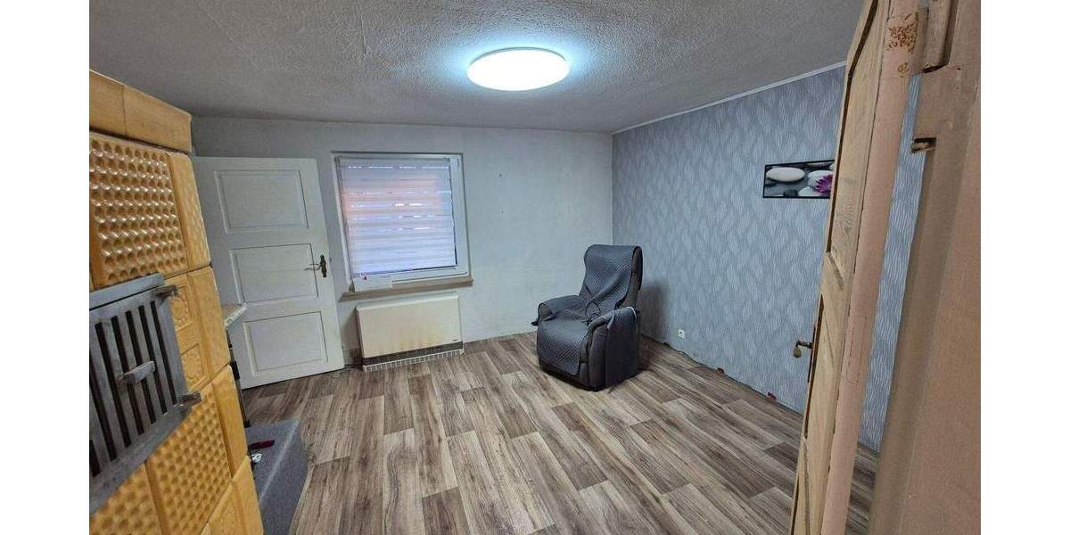 Wohnhaus mit großem Potenzial in Neubrandenburg 4 zimmer