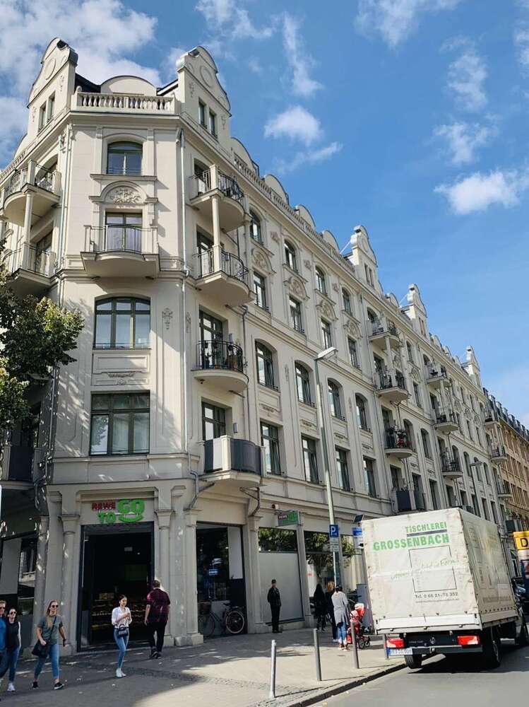 Wohnung zum Kaufen in Frankfurt am Main 989.200 € 107.79 m²