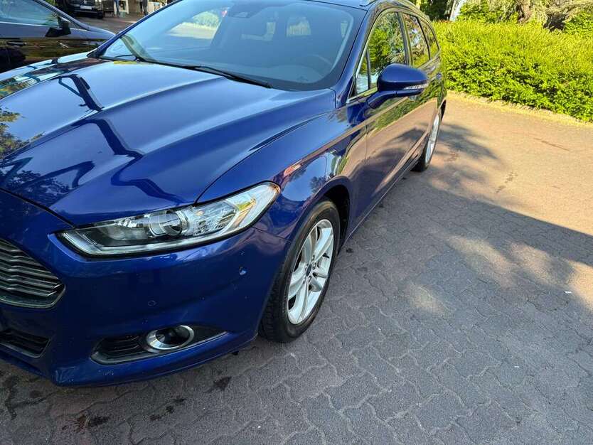 Ford Mondeo 122.000 km 13.600 € Neumuenster 24534