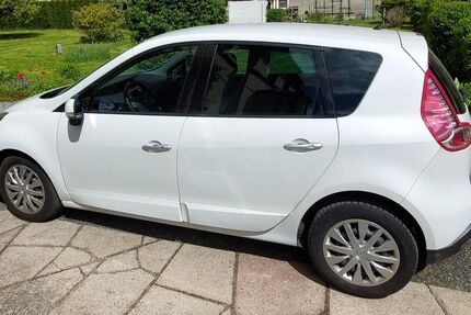 Renault Scenic 83.640 km 6.500 &euro; Neugersdorf 02727