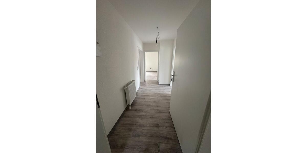 Etagenwohnung Löhne - 4 Zimmer, 88 m&sup2;, 950&euro; | Angebot:26022962