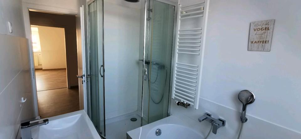 Etagenwohnung Lügde - 2 Zimmer, 80 m&sup2;, 450&euro; | Angebot:26372660