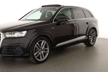 Audi Q7 123.769 km 37.880 &euro; Schönefeld 12529