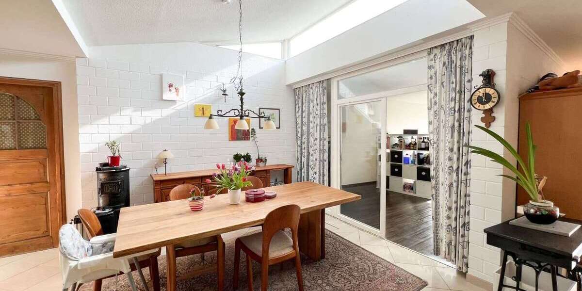 Einfamilienhaus Halle (Westfalen) - 7 Zimmer, 238 m&sup2;, 479.000&euro; | Angebot:26155482