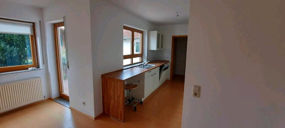 Erdgeschoßwohnung Bühl - 2.5 Zimmer, 71 m&sup2;, 650&euro; | Angebot:26671457