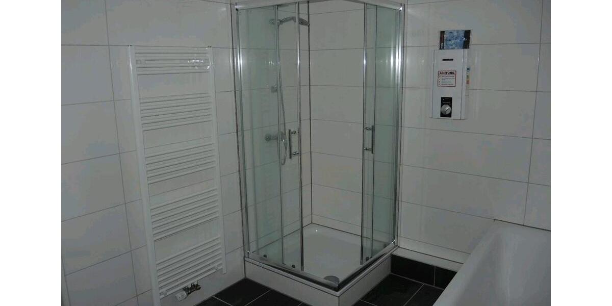 Erdgeschoßwohnung Bergisch Gladbach - 2 Zimmer, 75 m&sup2;, 1.200&euro; | Angebot:24808583