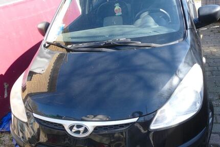 Hyundai i10 98.000 km 2.999 &euro; Schleswig 24837