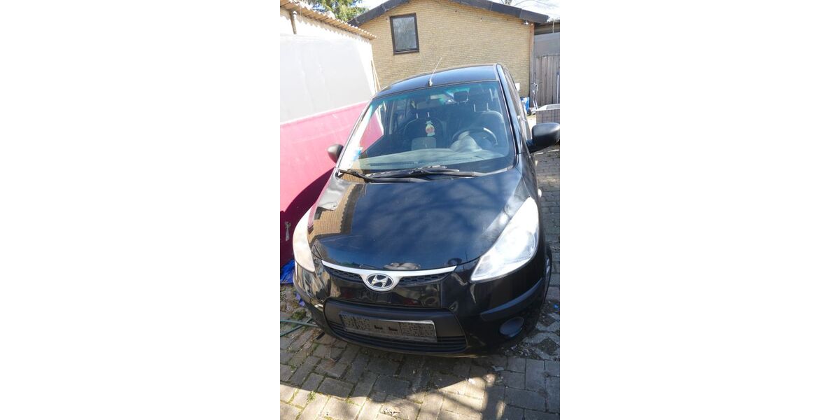 Hyundai i10 98.000 km 3.333 &euro; Schleswig 24837