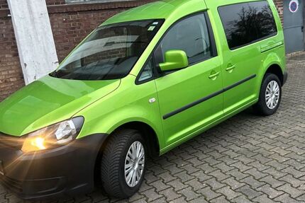 VW Caddy 233.300 km 5.899 &euro; Köln 51069
