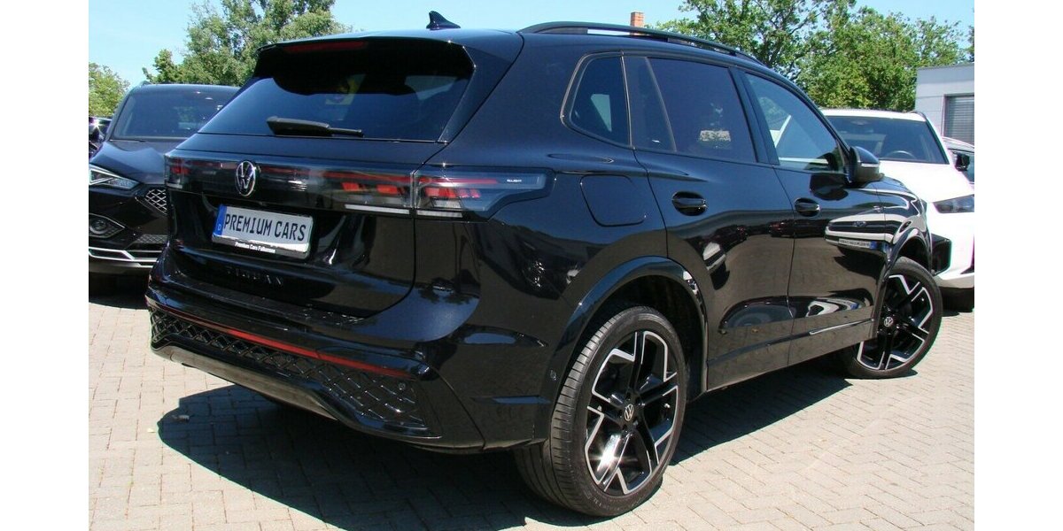 VW Tiguan R-Line BlackStyle 4M Pano AHK SHZ IQ Light 44.213 km 47.980 &euro; Falkensee 14612